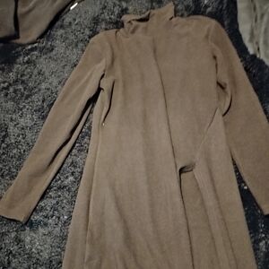 Elegant Black Turtleneck Dress With High Slit Fromt